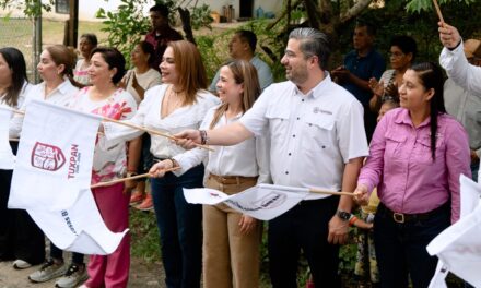 Gobierno de Tuxpan da banderazo de inicio a la primera de 46 obras programadas para este año