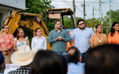 Gobierno de Tuxpan inicia pavimentación de calles en Santiago de la Peña