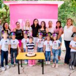 Marleth Blanco acompaña a sus ahijados en emotivo desayuno por su graduación del Jardín de Niños Ignacio Aldama
