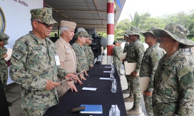 Marina realiza Ceremonia de Clausura de Cursos impartidos al personal naval en Tuxpan Veracruz