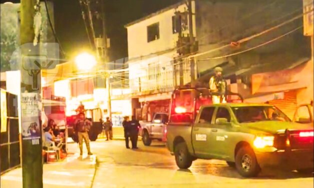 Otra noche de explosiones: atacan nuevamente sucursal de Jarochos Carnicería en Tuxpan
