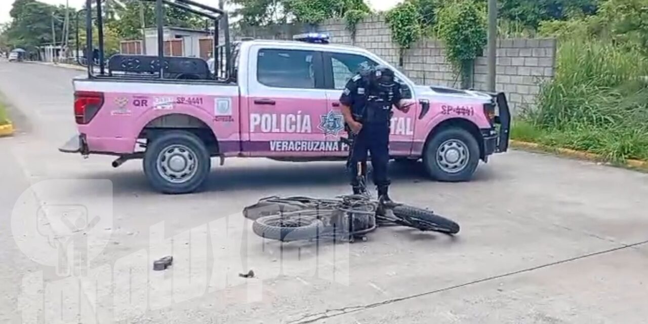 Motociclista resulta lesionado tras chocar contra una palmera en la Barra