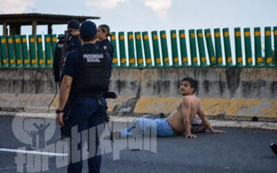 Pareja se da tremendo trancazo en la autopista México–Tuxpan