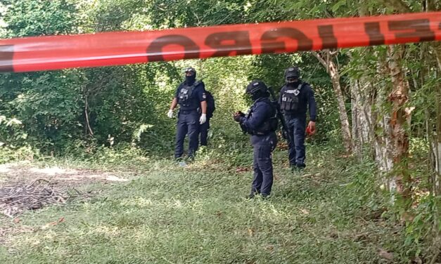 Hallan cuerpo en avanzado estado de descomposición en una brecha de Tuxpan