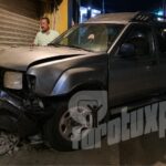 Pierde el control y provoca CARAMBOLAZO en la colonia El Esfuerzo