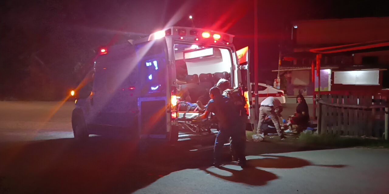 La noche terminó sobre el pavimento: pareja derrapa en motocicleta en Tuxpan