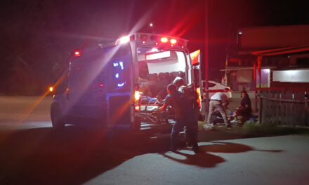La noche terminó sobre el pavimento: pareja derrapa en motocicleta en Tuxpan