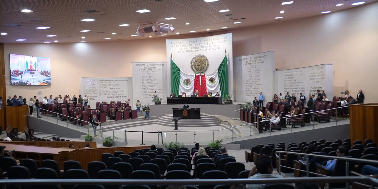 Leyes de Ingresos y Egresos Municipales se entregarán al Congreso en archivo digital