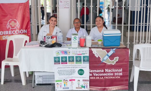 Módulo de vacunación y servicios preventivos de salud en el Ayuntamiento de Tuxpan