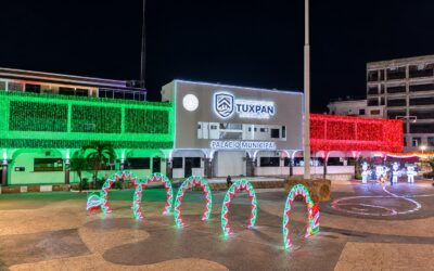 Tuxpan se ilumina de orgullo mexicano