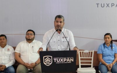 Daniel Cortina presenta por primera vez en la historia de Tuxpan el Proyecto de Presupuesto de Egresos