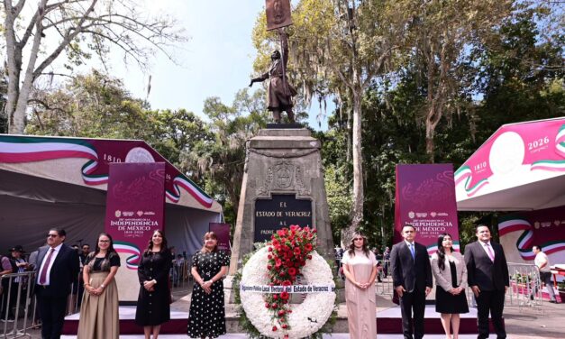 OPLE Veracruz refrenda importancia de mantener vivos los valores y principios que forman parte de la historia de México