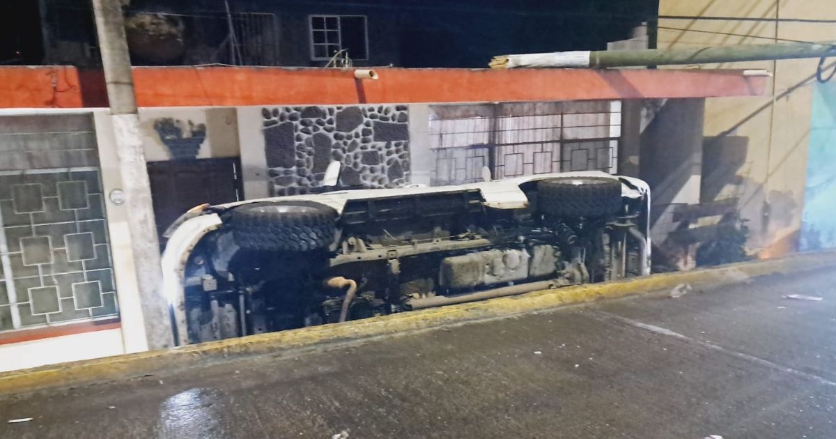 Accidente en el libramiento López Mateos deja dos mujeres lesionadas; conductor se retira