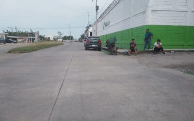 Cambio de carril termina en choque; motociclista sale con heridas leves en Tuxpan