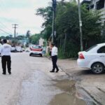 Chocan Aveo y taxi en la colonia Anáhuac; no hubo lesionados
