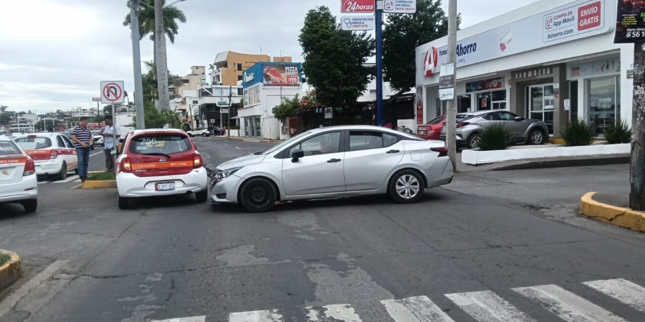 Choque en Venustiano Carranza y el bulevar deja un lesionado en el centro de Tuxpan