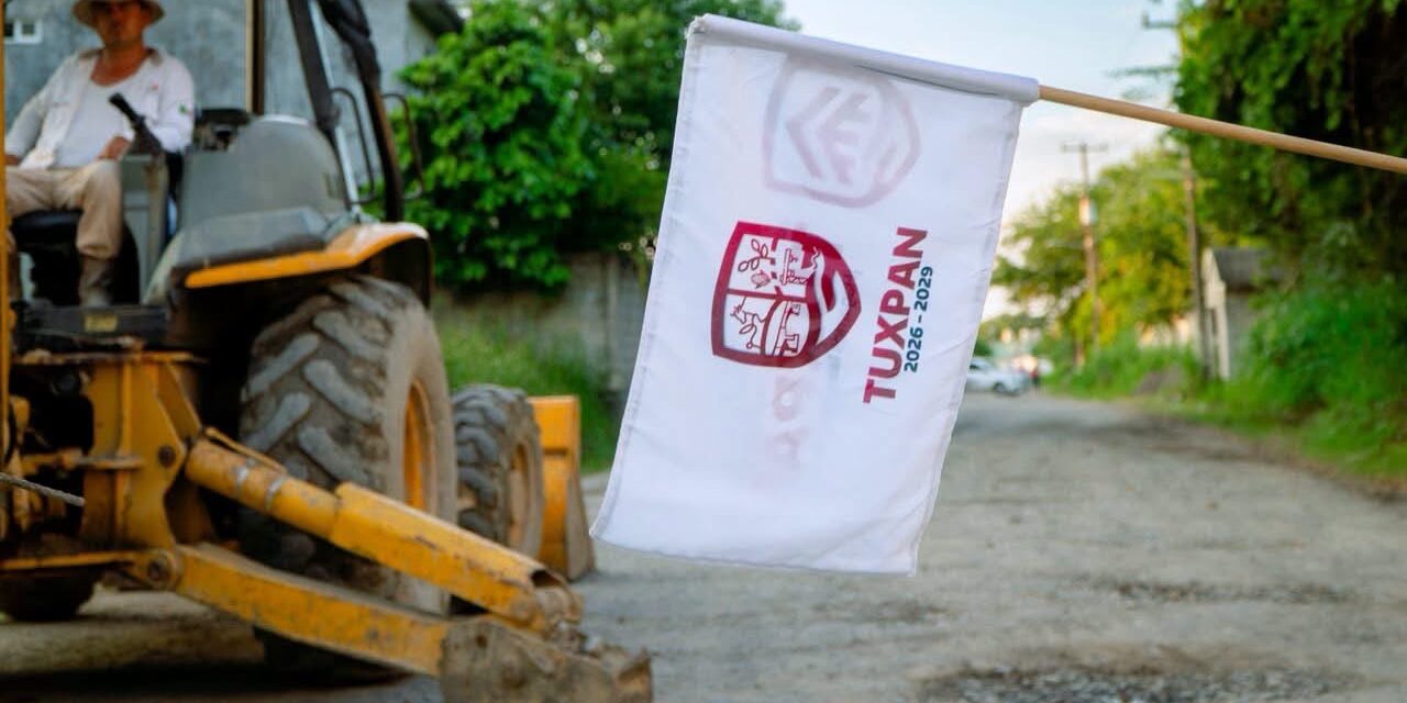 INICIA GOBIERNO DE TUXPAN CONSTRUCCIÓN DE GUARNICIONES Y BANQUETAS EN LA COLONIA ARBOLEDA