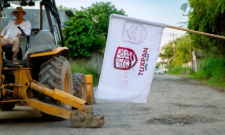 INICIA GOBIERNO DE TUXPAN CONSTRUCCIÓN DE GUARNICIONES Y BANQUETAS EN LA COLONIA ARBOLEDA