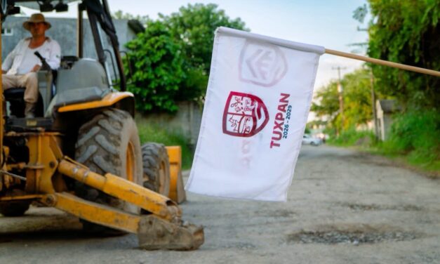 INICIA GOBIERNO DE TUXPAN CONSTRUCCIÓN DE GUARNICIONES Y BANQUETAS EN LA COLONIA ARBOLEDA