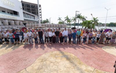 Llega apoyo directo a los hogares con la entrega de 192 tinacos del programa “Tinacos a Bajo Costo”