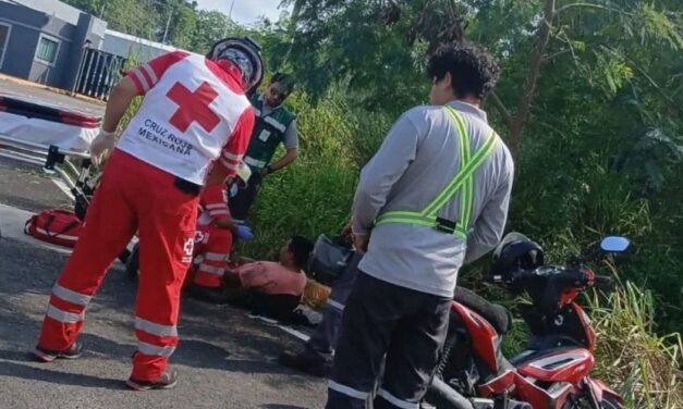 Militar resulta herido al derrapar en motocicleta sobre la carretera Tuxpan–Tampico