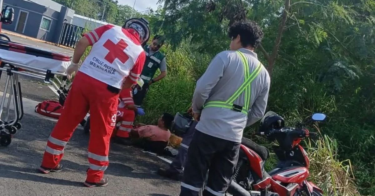 Militar resulta herido al derrapar en motocicleta sobre la carretera Tuxpan–Tampico