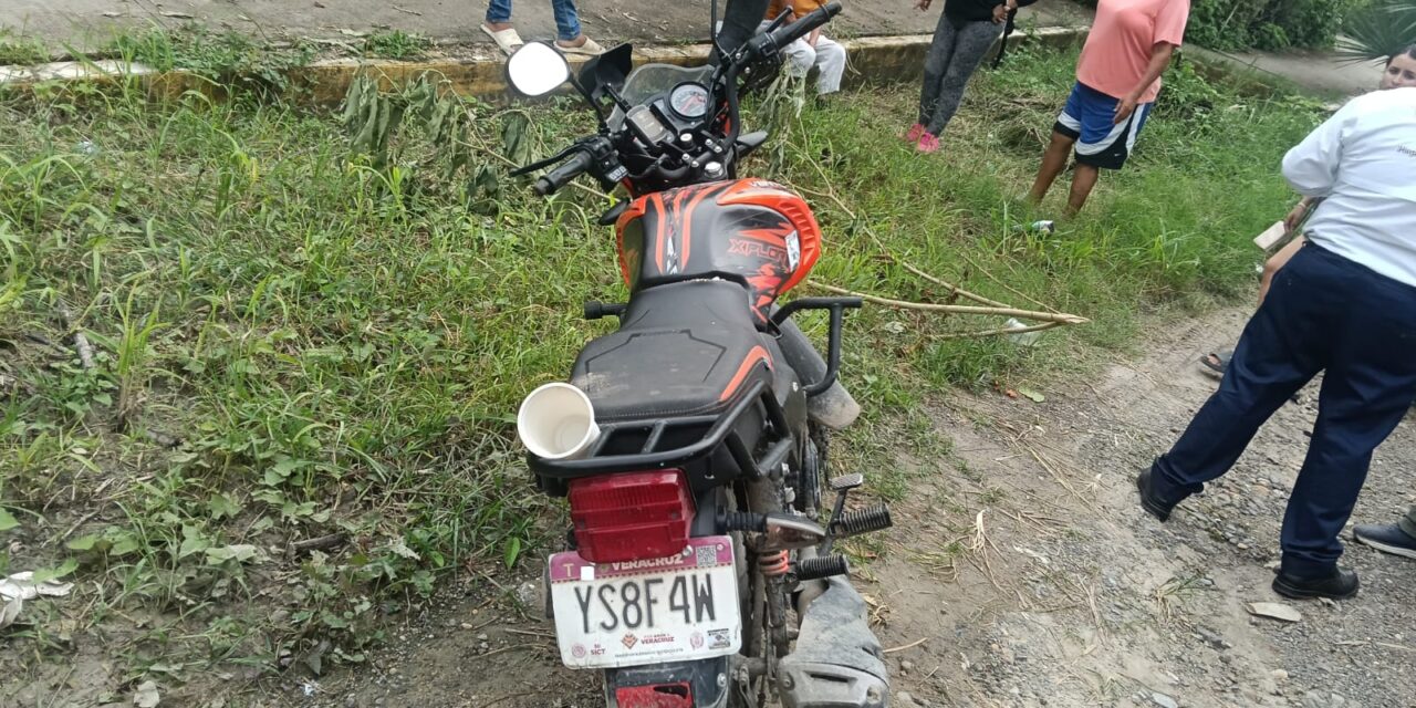 Motociclista atropella a una mujer de 75 años en la colonia Las Granjas