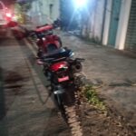 Motociclista pierde el control y derrapa en Santiago de la Peña