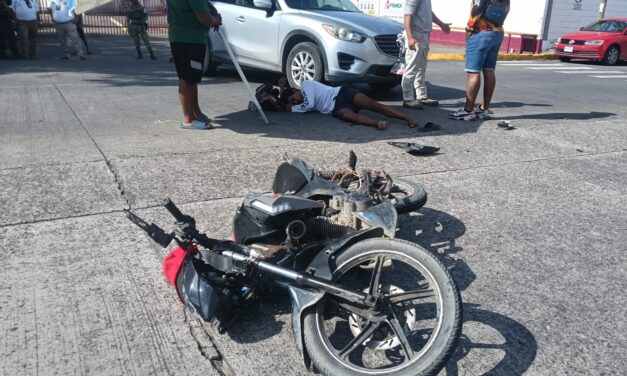 Motociclista resulta lesionado en choque frente a la Terminal Marítima de Tuxpan
