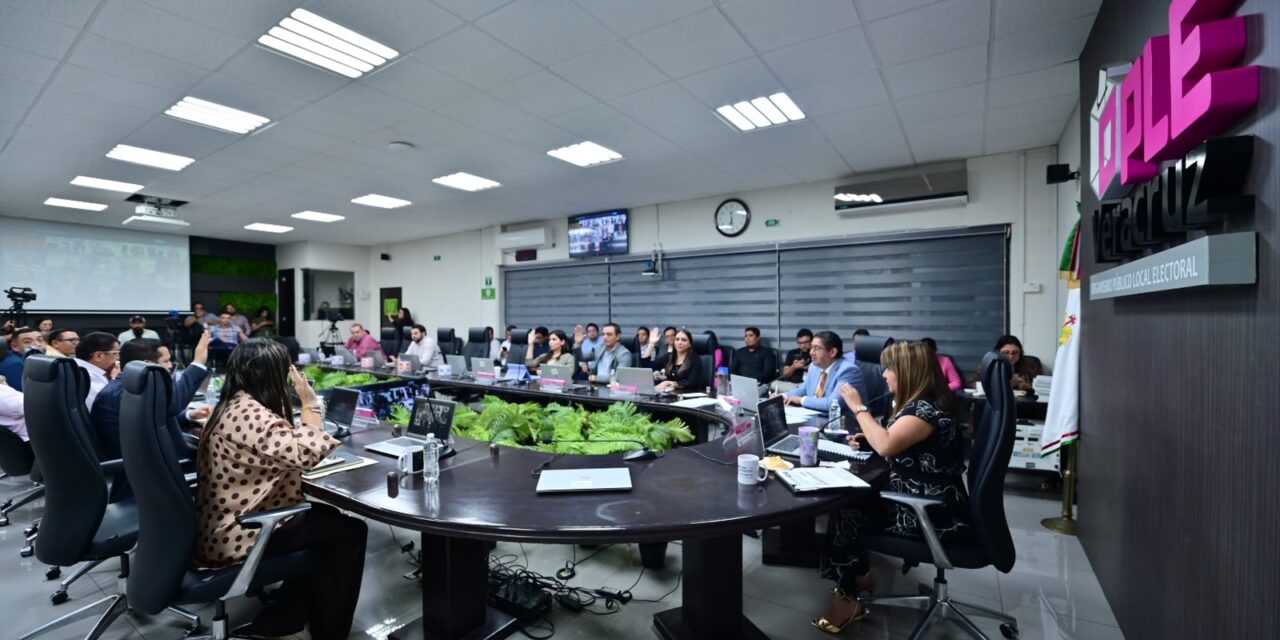 OPLE Veracruz lanza convocatoria para participar en los Consejos Distritales