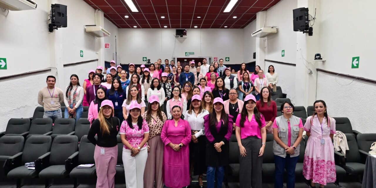 OPLE Veracruz se pinta de rosa por la prevención del cáncer de mama