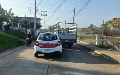 ¡MAL COMIENZO DE MAÑANA! TAXI Y CAMIONETA CHOCAN EN EL VERGEL