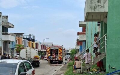 Fuego arrasa con el interior de un departamento en Cabo Rojo